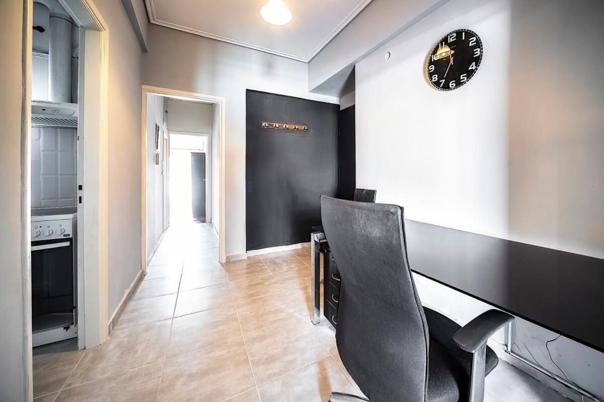 אתונה Topfloor Central Apt With Urban Views,3' To Metro מראה חיצוני תמונה